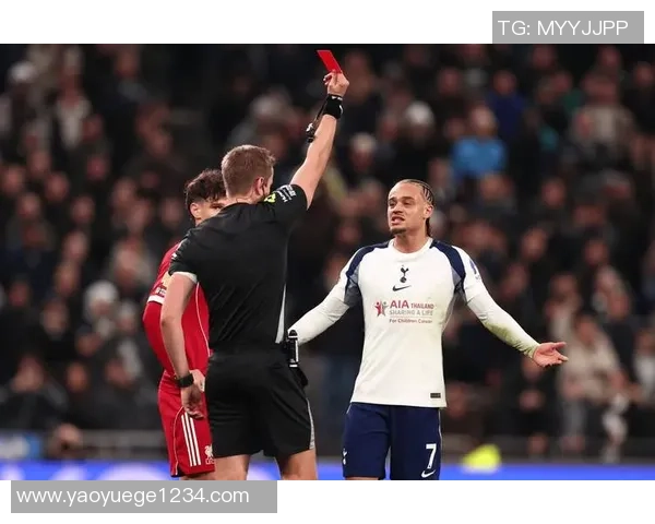 热刺逆转利物浦国王杯精彩对决四进球神扑瞬间引发全场狂欢