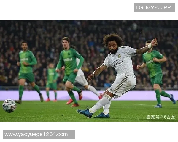 国王杯精彩对决多特蒙德大胜切尔西引发争议判罚热议