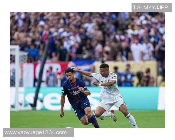 意甲激战巴黎圣日耳曼逆转皇马红牌争议引发全场热议 意甲激战巴黎圣日耳曼逆转皇马红牌争议引发全场热议